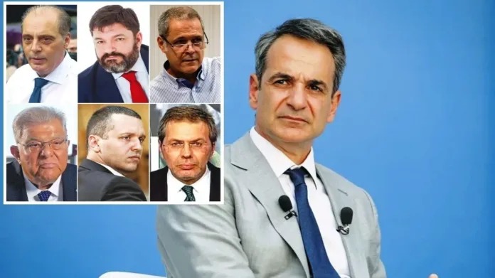 Συζητήσεις και διερευνητικές επαφές στα δεξιά του Πρωθυπουργού