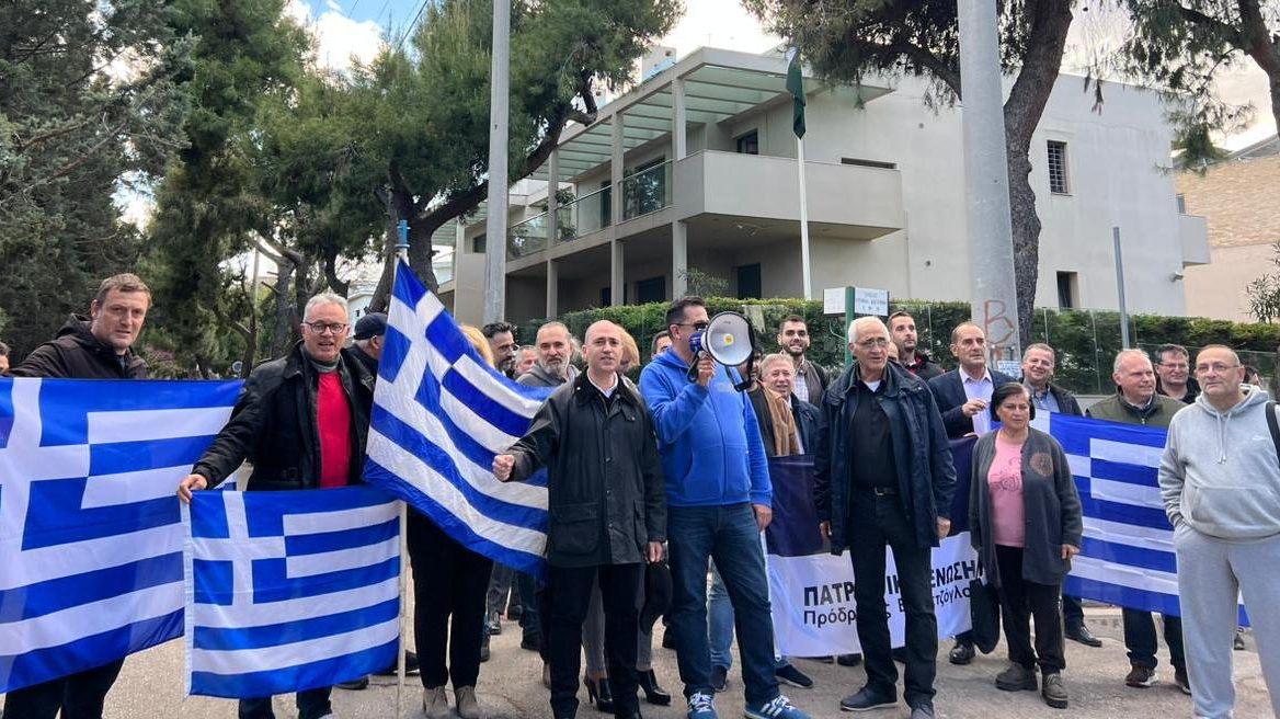 Η Πατριωτική Ένωση στην πρεσβεία του Πακιστάν