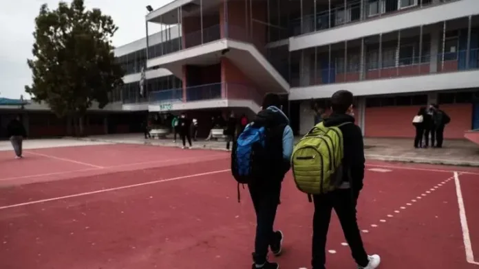 Κόρη διπλωματών η 14χρονη που αυτοκτόνησε