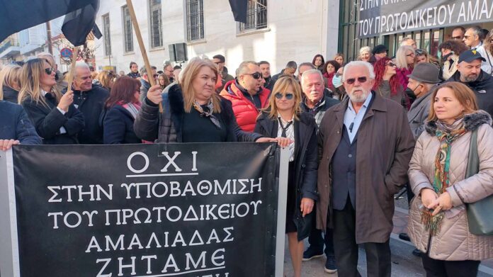 Ο Δήμος Ήλιδας πρωτοστατεί στις αντιδράσεις για το Πρωτοδικείο