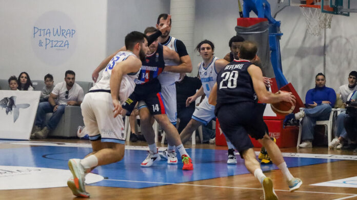 Μυκονάρα 75-73 τον Πανιώνιο