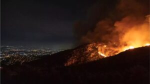 Μεγάλη πυρκαγιά στο χωριό Εξωχώρα