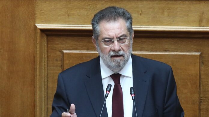 Τροπολογία Παναγιωτόπουλου για τις εφημερίες