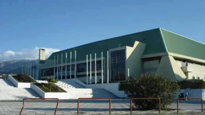 Κατέρρευσε Ρώσος προπονητής Muay Thai στην Πάτρα