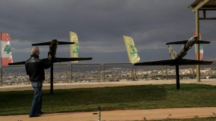 Η Χεζμπολάχ λέει ότι έπληξε μια βάση του ισραηλινού στρατού κοντά στη Χάιφα