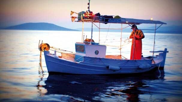 Αποζημίωση στα αλιευτικά σκάφη της παράκτιας αλιείας