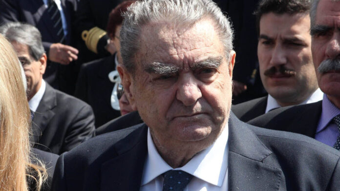 Πέθανε ο Βαρδής Βαρδινογιάννης