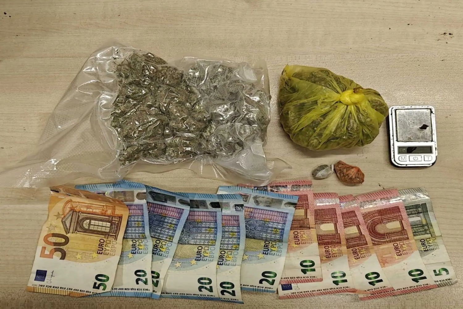 narkotika dias agios panetelehmon 16 01 2025