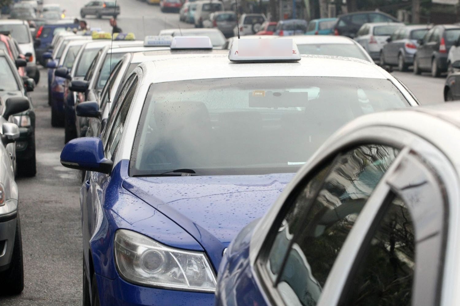 taxi thessaloniki 07 02 2025