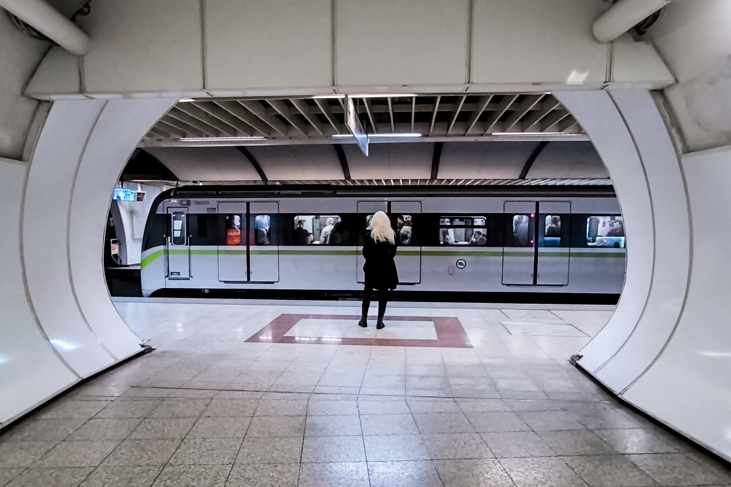 metro 8 11 24