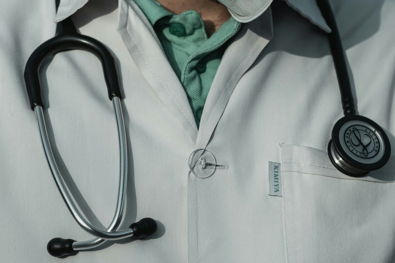 giatros doctor 14 4 2025