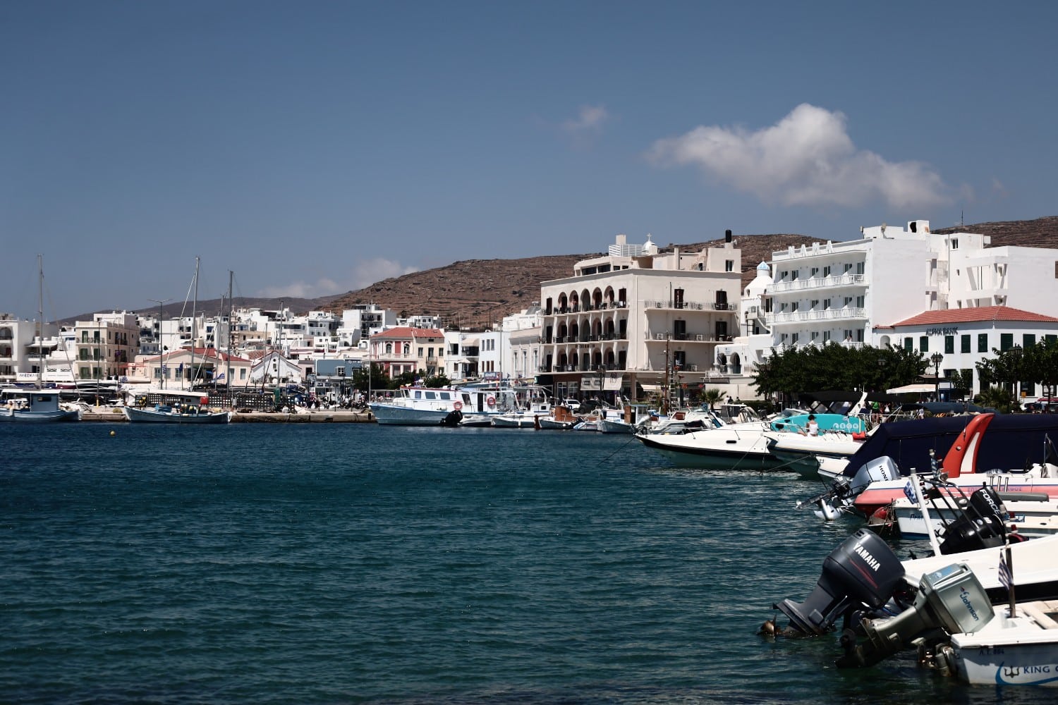 tinos 8 6 25