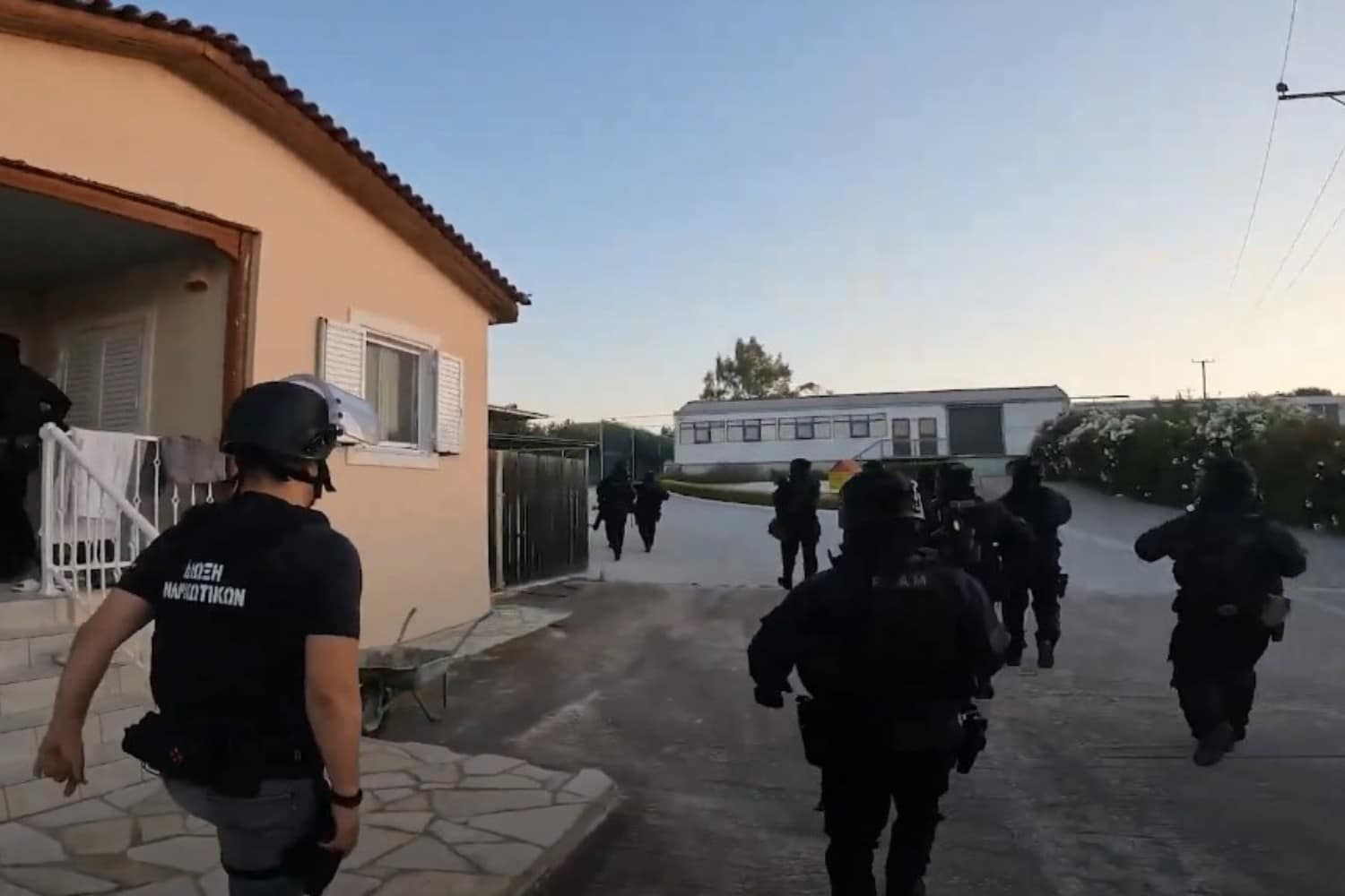elas efodos kokaini pikermi 4 7 25