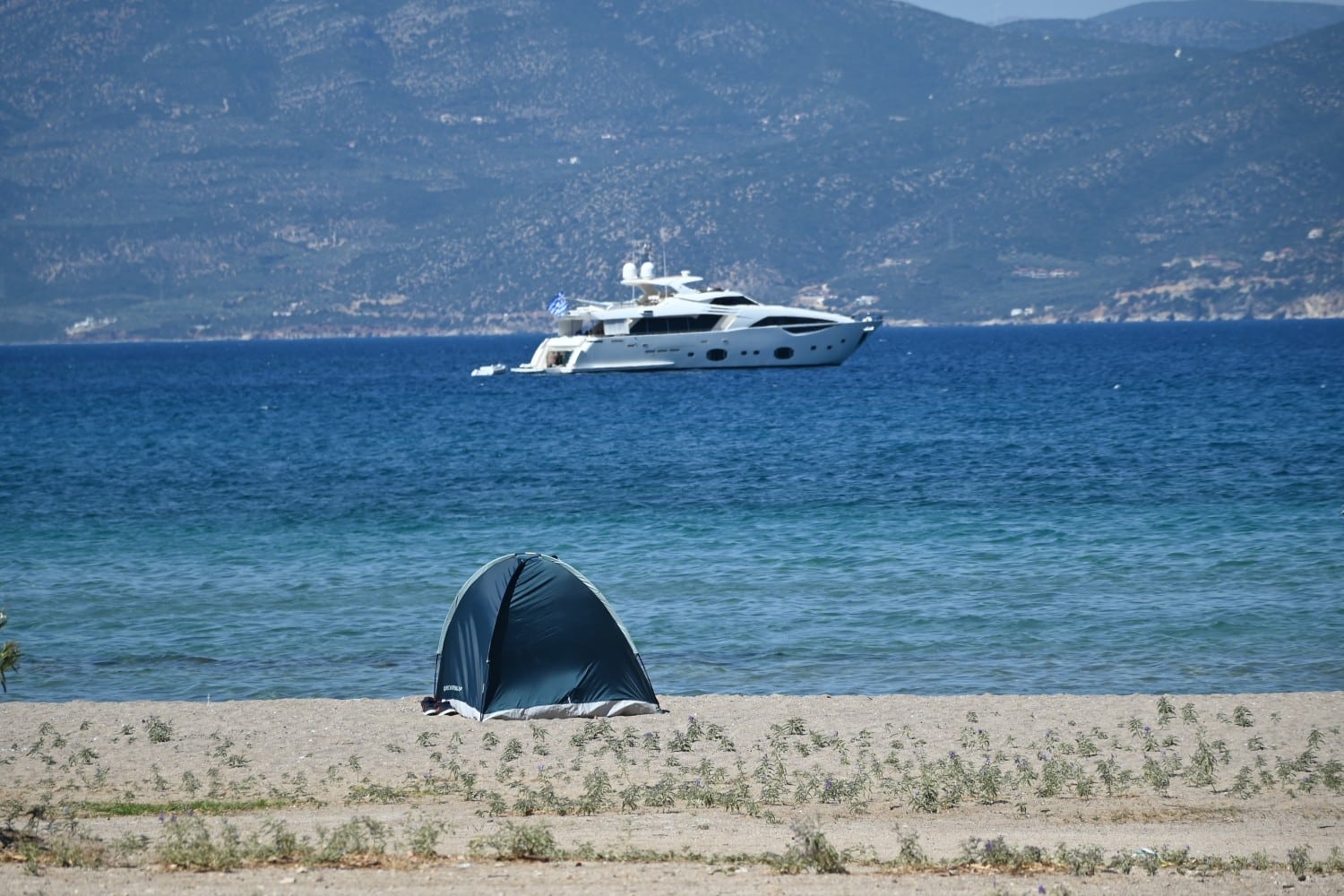 skini paralia 6 7 2025