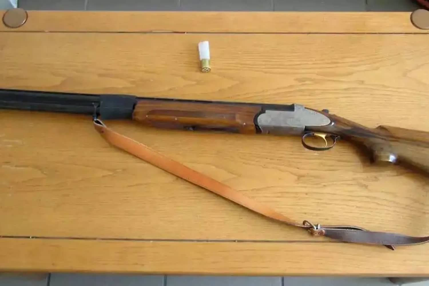 andras anoixe pyr me karabina meta apo kavga 27 8 25