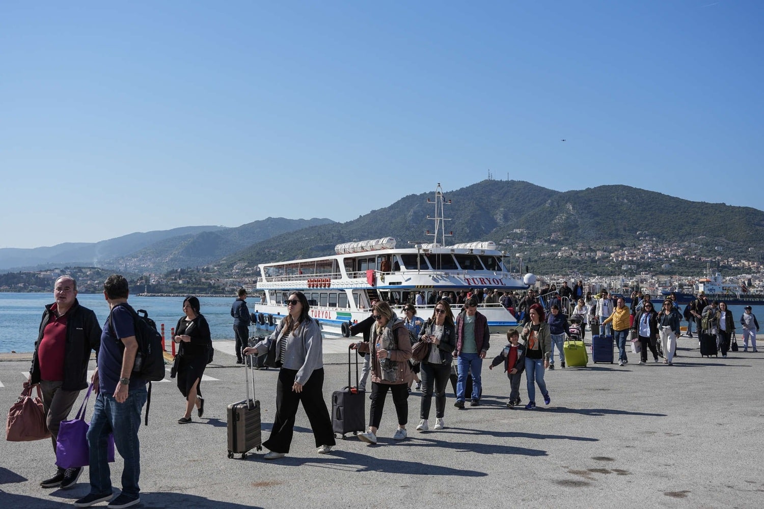 irakleio touristes 29 8 25