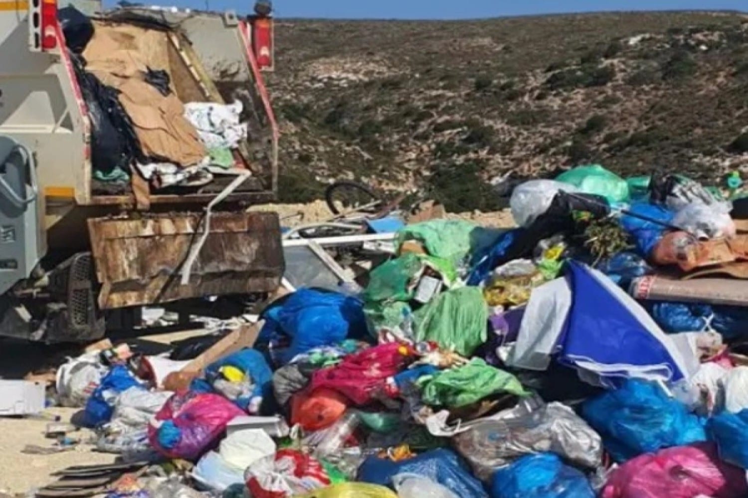milos skoupidia ert 14 08 2025