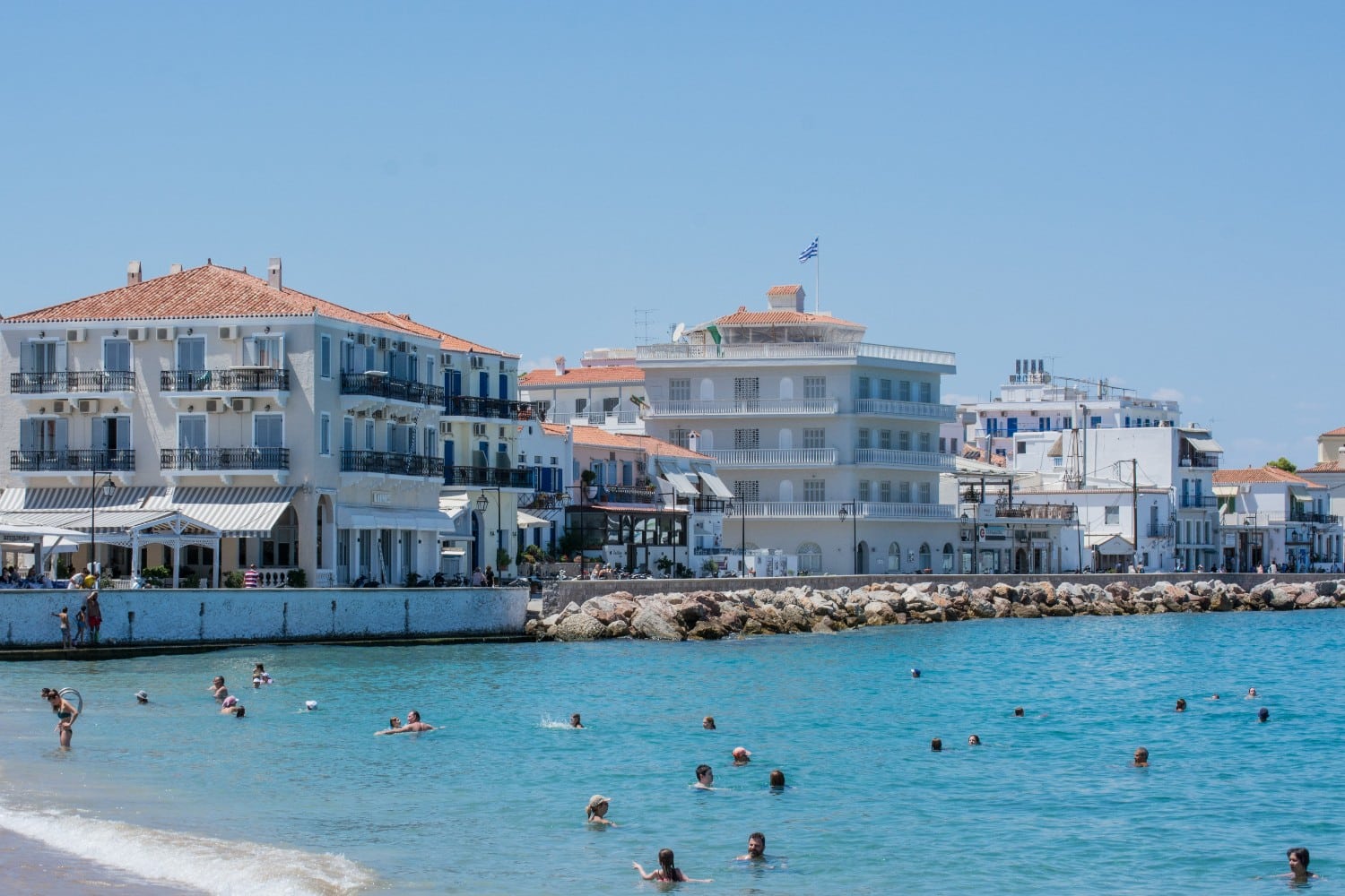 spetses 18 8 25