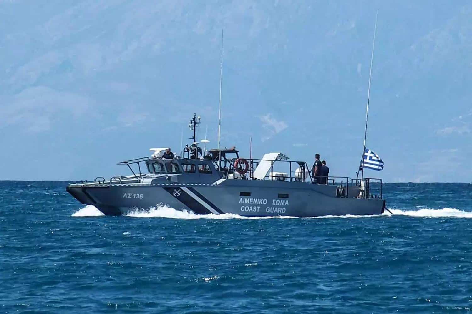 ydra epicheirisi diasosis apo to limeniko dyo atomon apo vythizomeno skafos 2 8 25