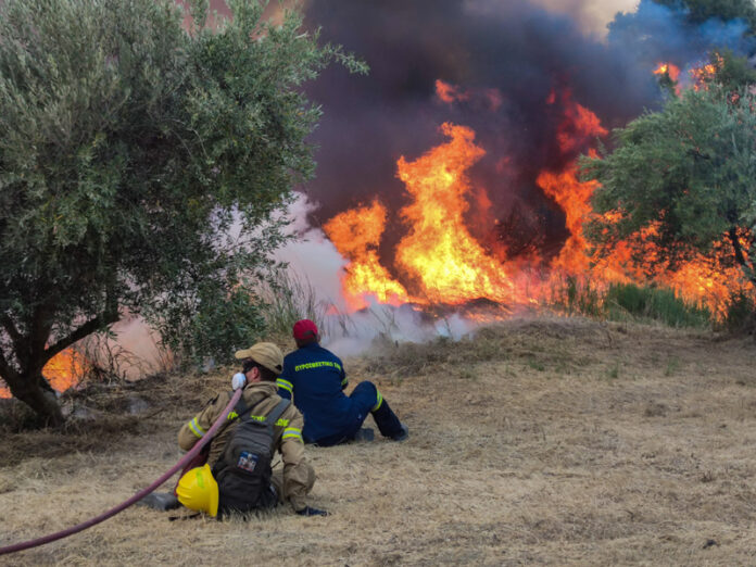 Σε κατάσταση έκτακτης ανάγκης η Δ.Κ. Λατζοΐου λόγω πυρκαγιών