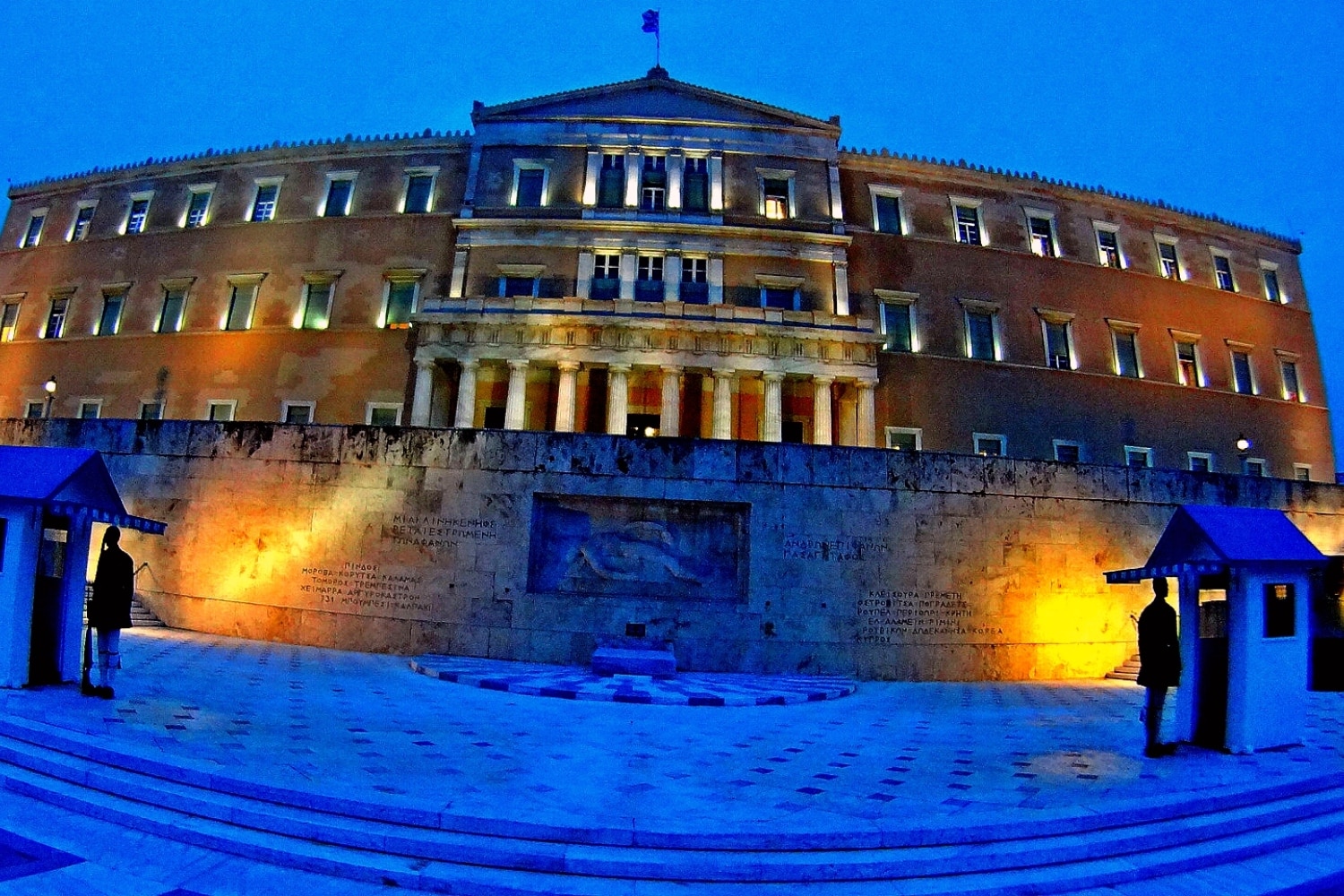 agnostos stratiotis 13 9