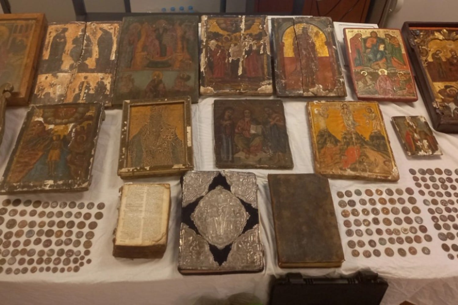 hgoumenos eikones kalavryta 9 9 25