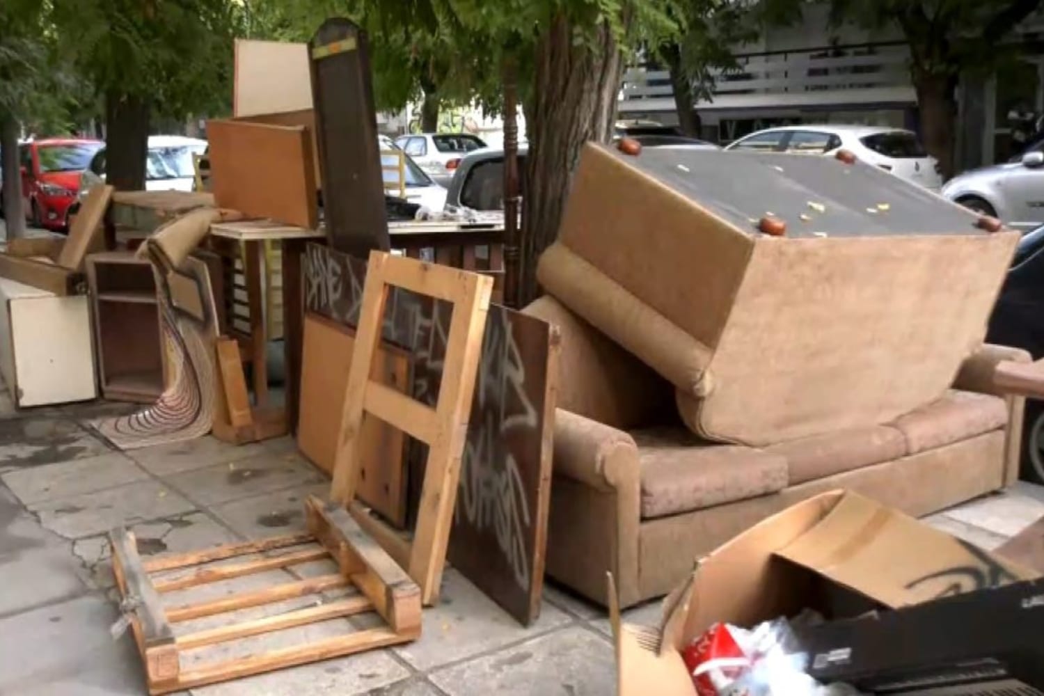 skoupidia thessaloniki