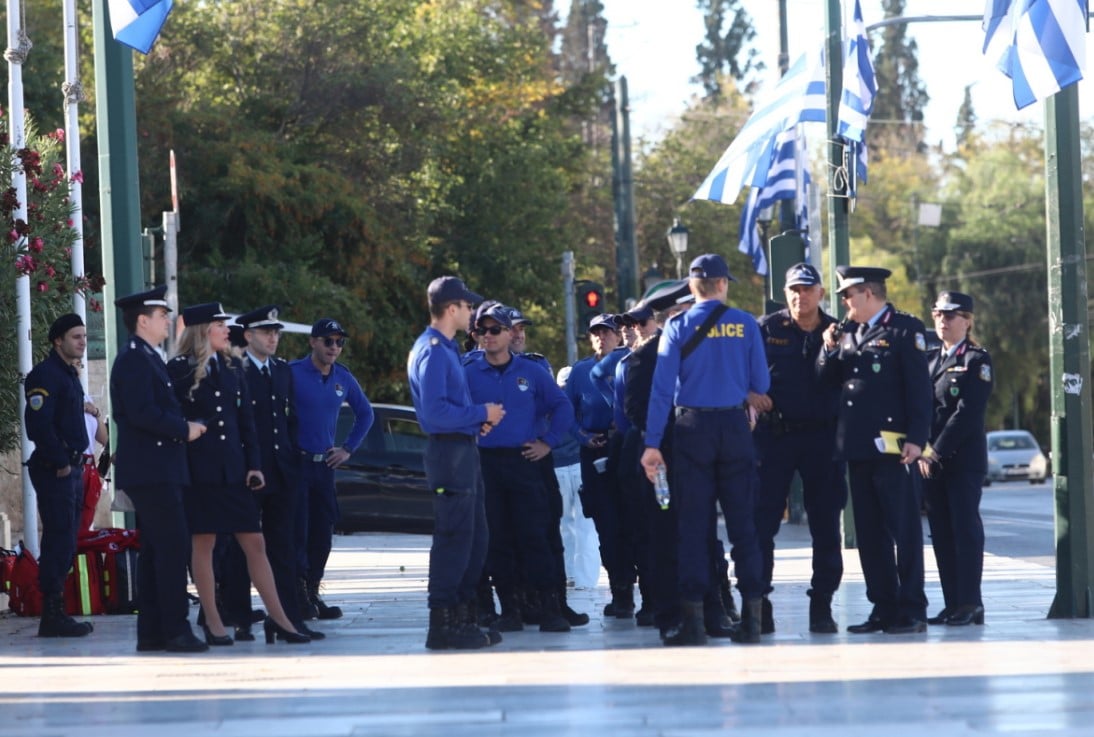elas syntagma4