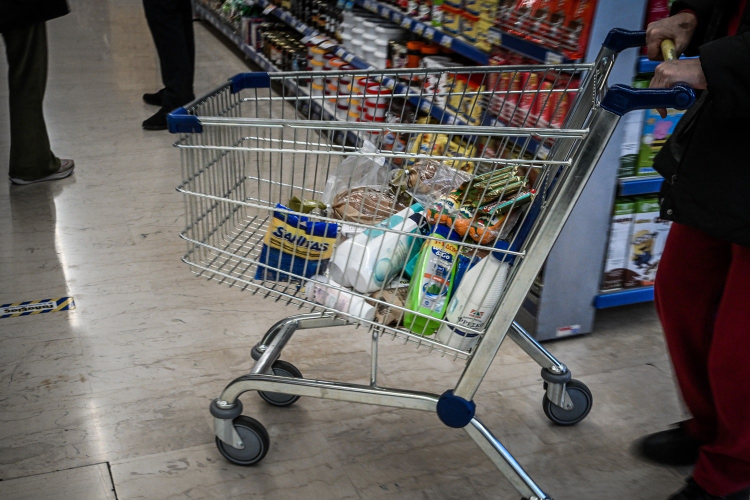karotsi super market