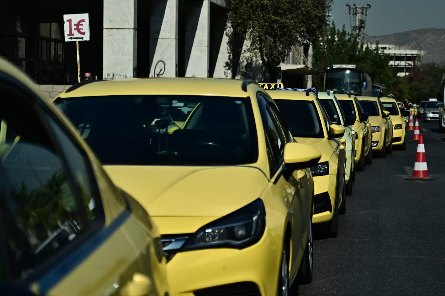 taxi 20 10 2025