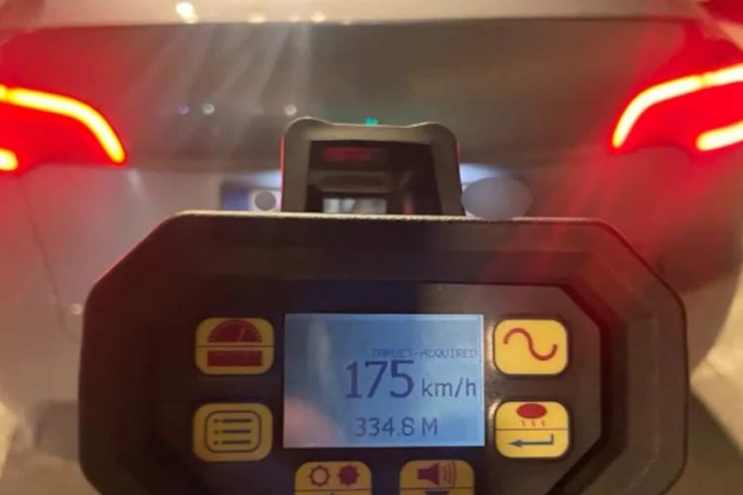 troxaia 175xlm 16 10