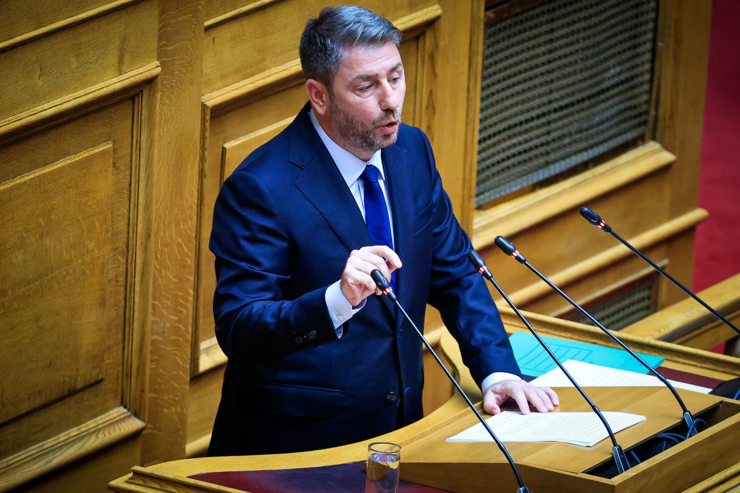 nikos androulakis 3 10