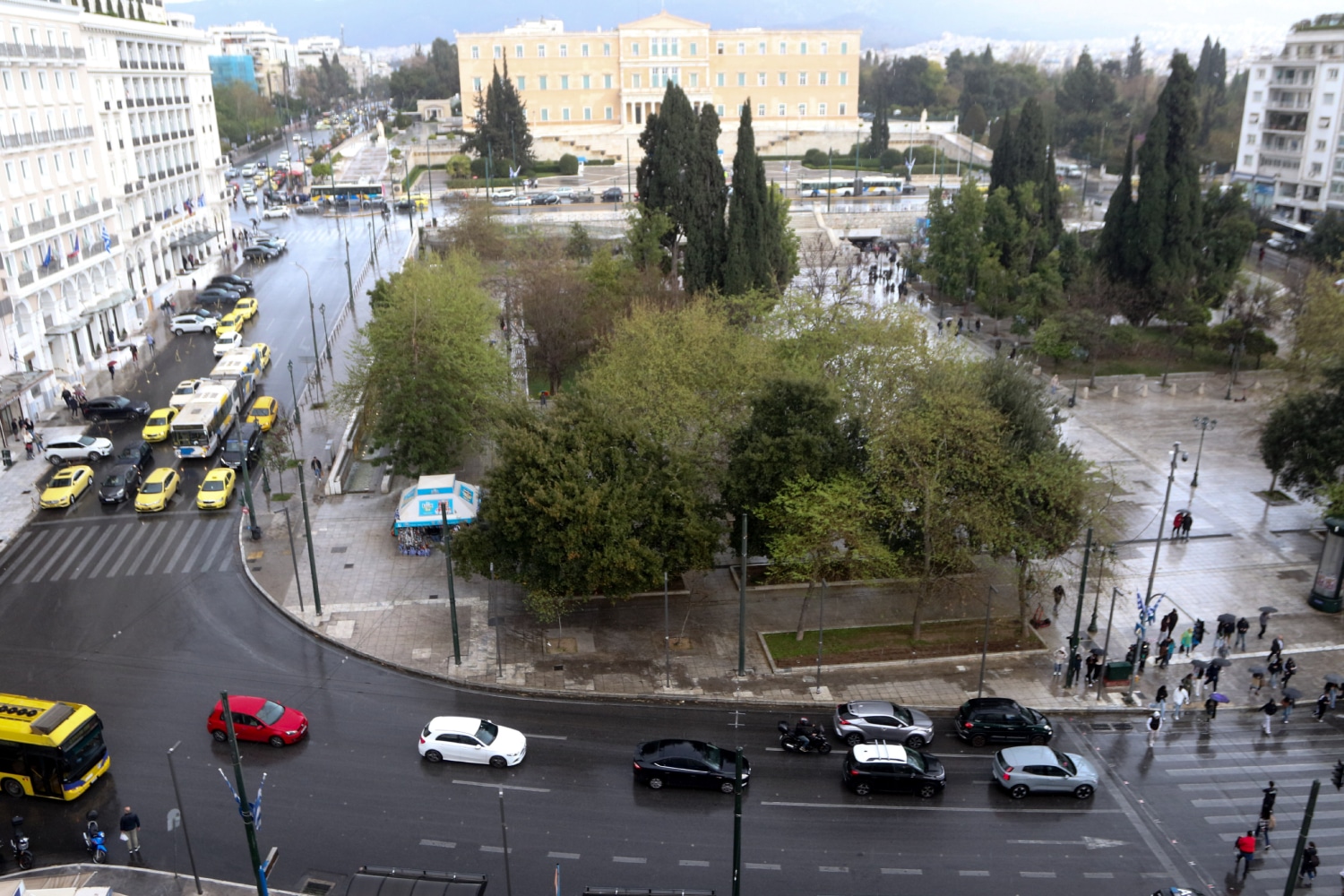 syntagma kinisi 30 12