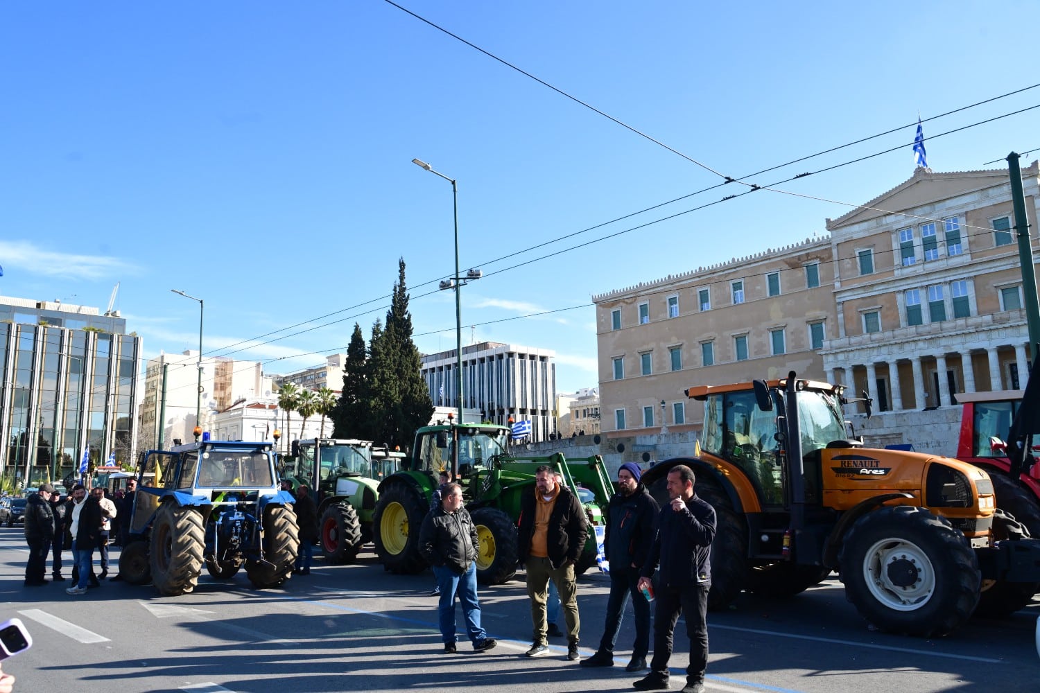 agrotes syntagma trakter athina 14 2 2026