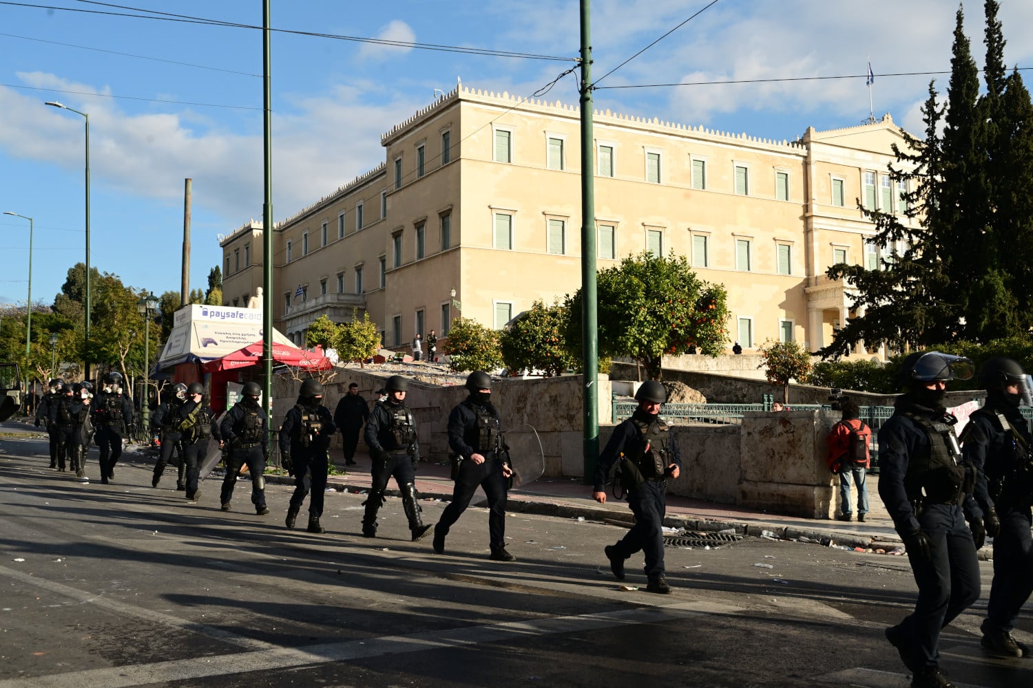 tempi elas syntagma 26 2