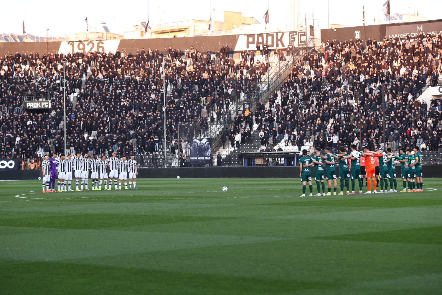 toumpa thessaloniki paok 15 3