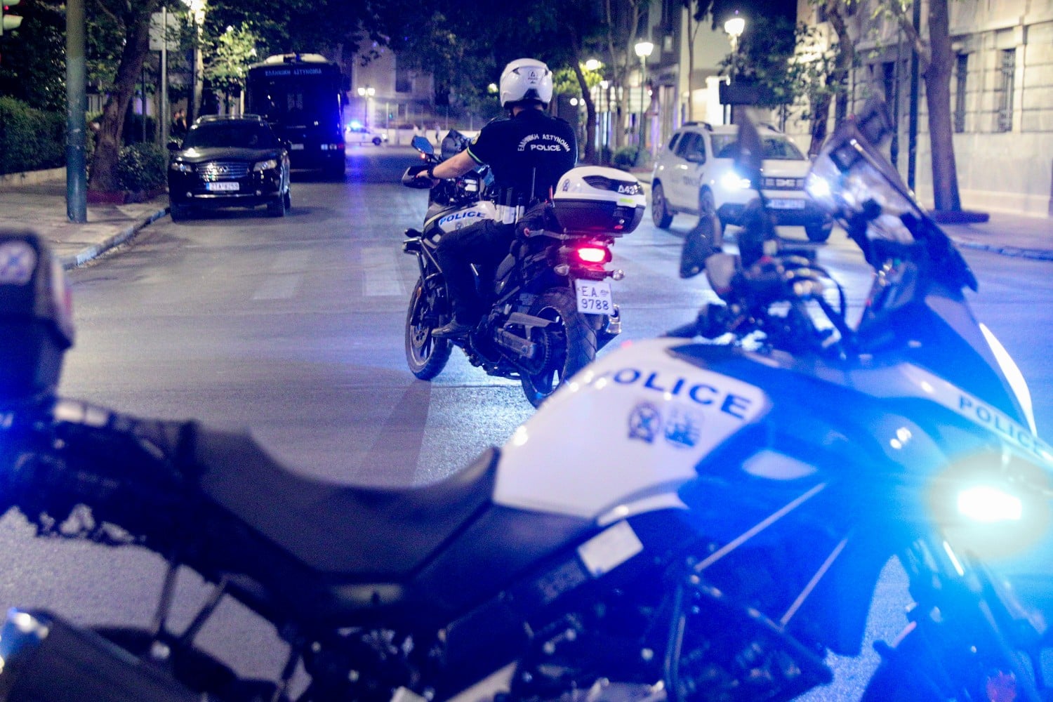 dias astynomikoi 11 4 26