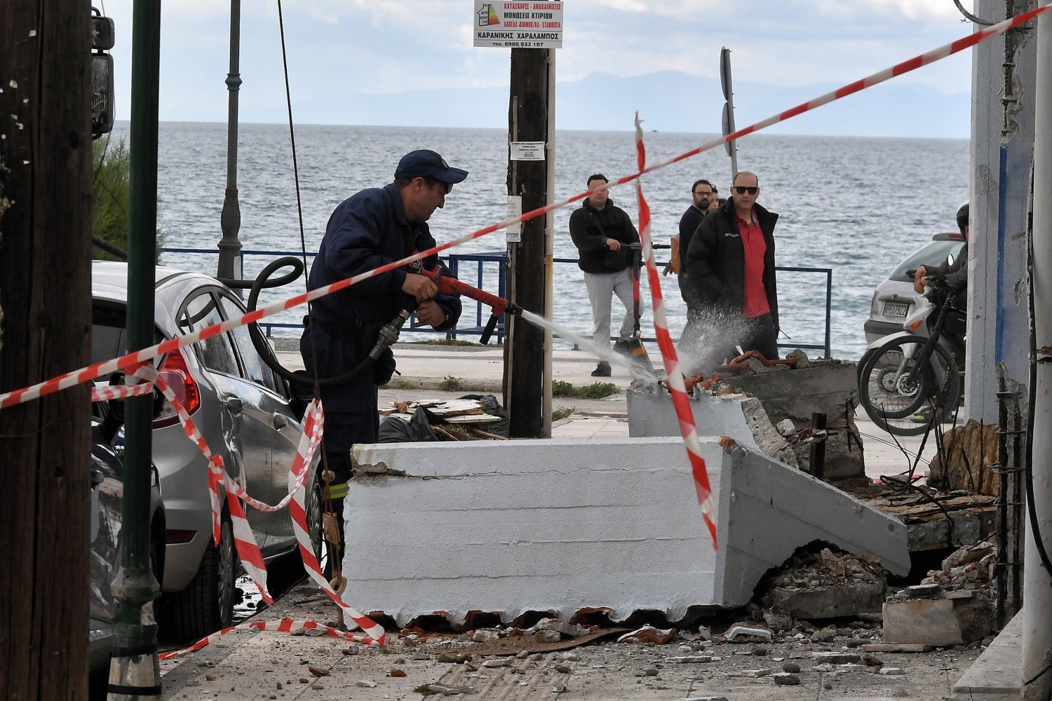 korinthos nekri balkoni 5 4 26