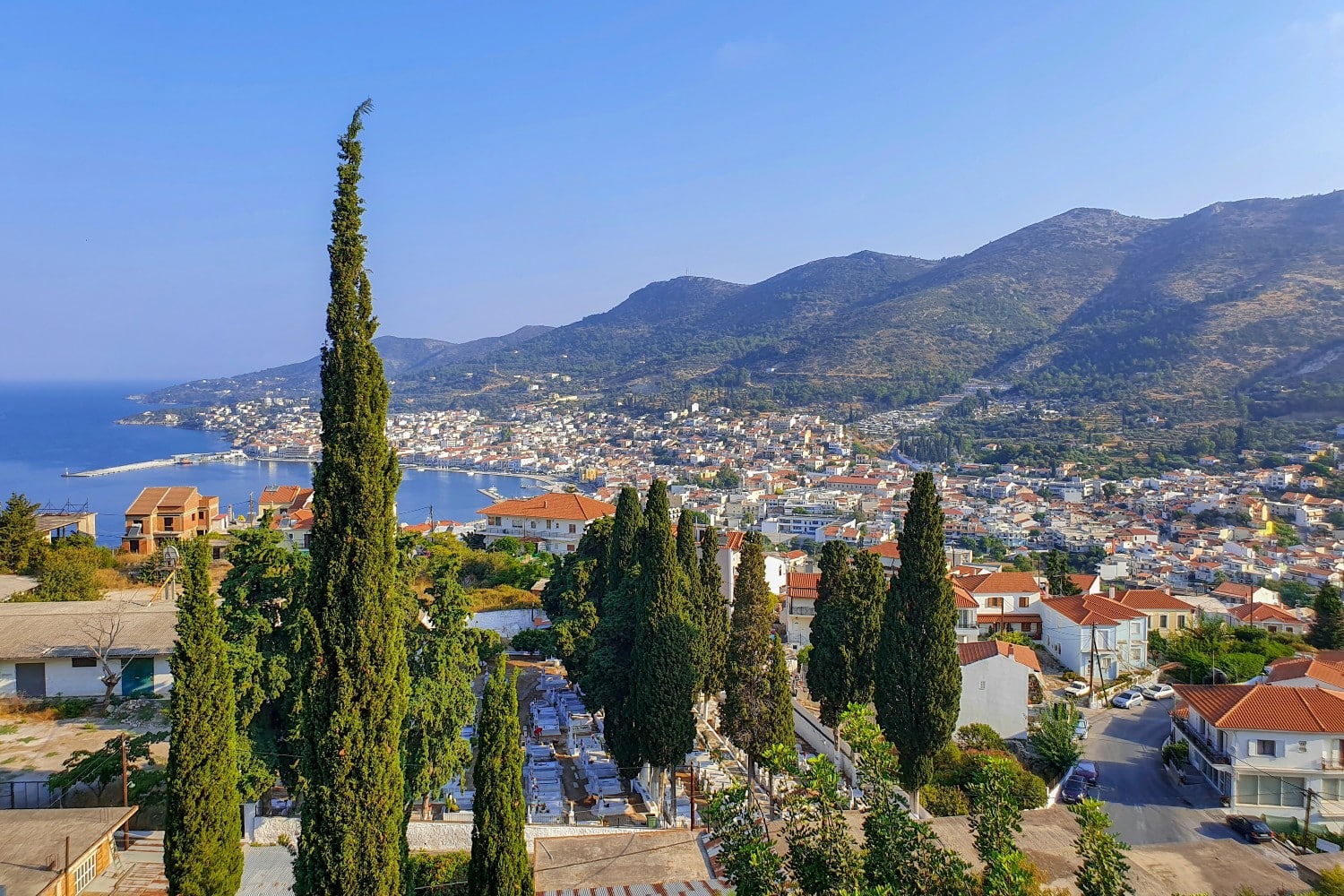 samos 15 4 2026