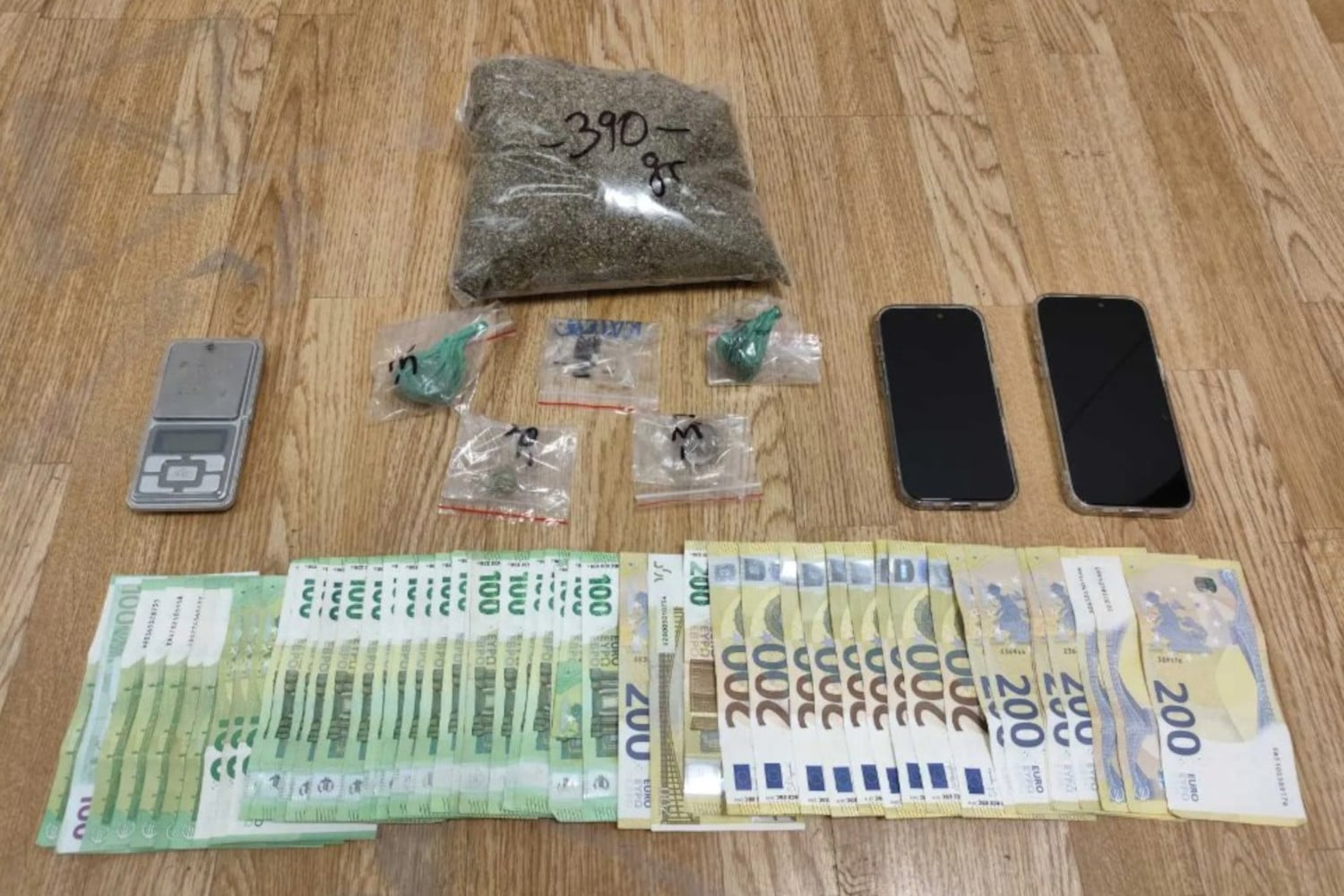 elliniko fbi narkotika attiki 15 5