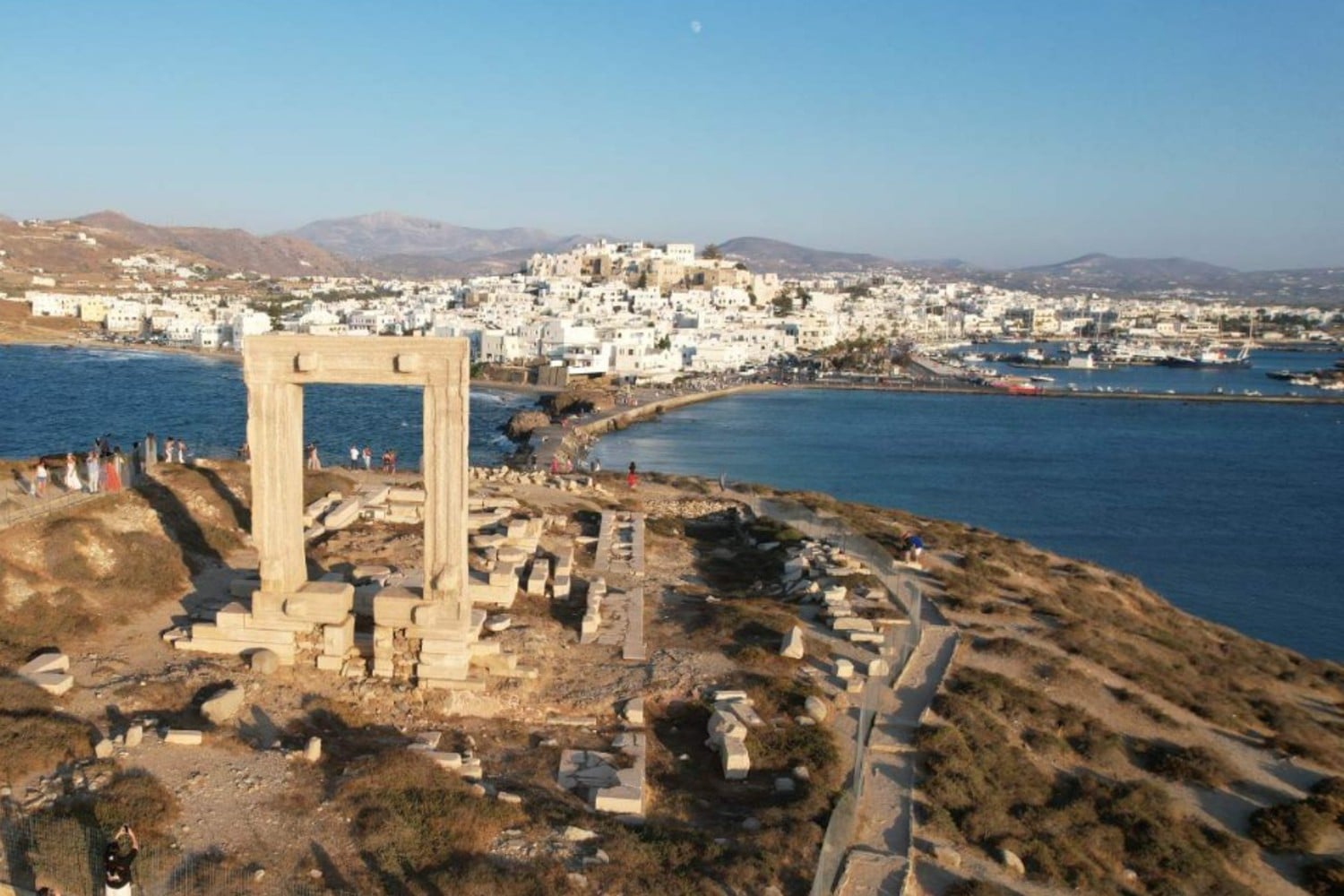naxos 19 2 26