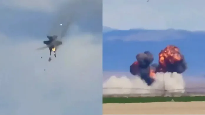 Δύο αμερικανικά μαχητικά συγκρούονται στον αέρα – Βίντεο σοκ!