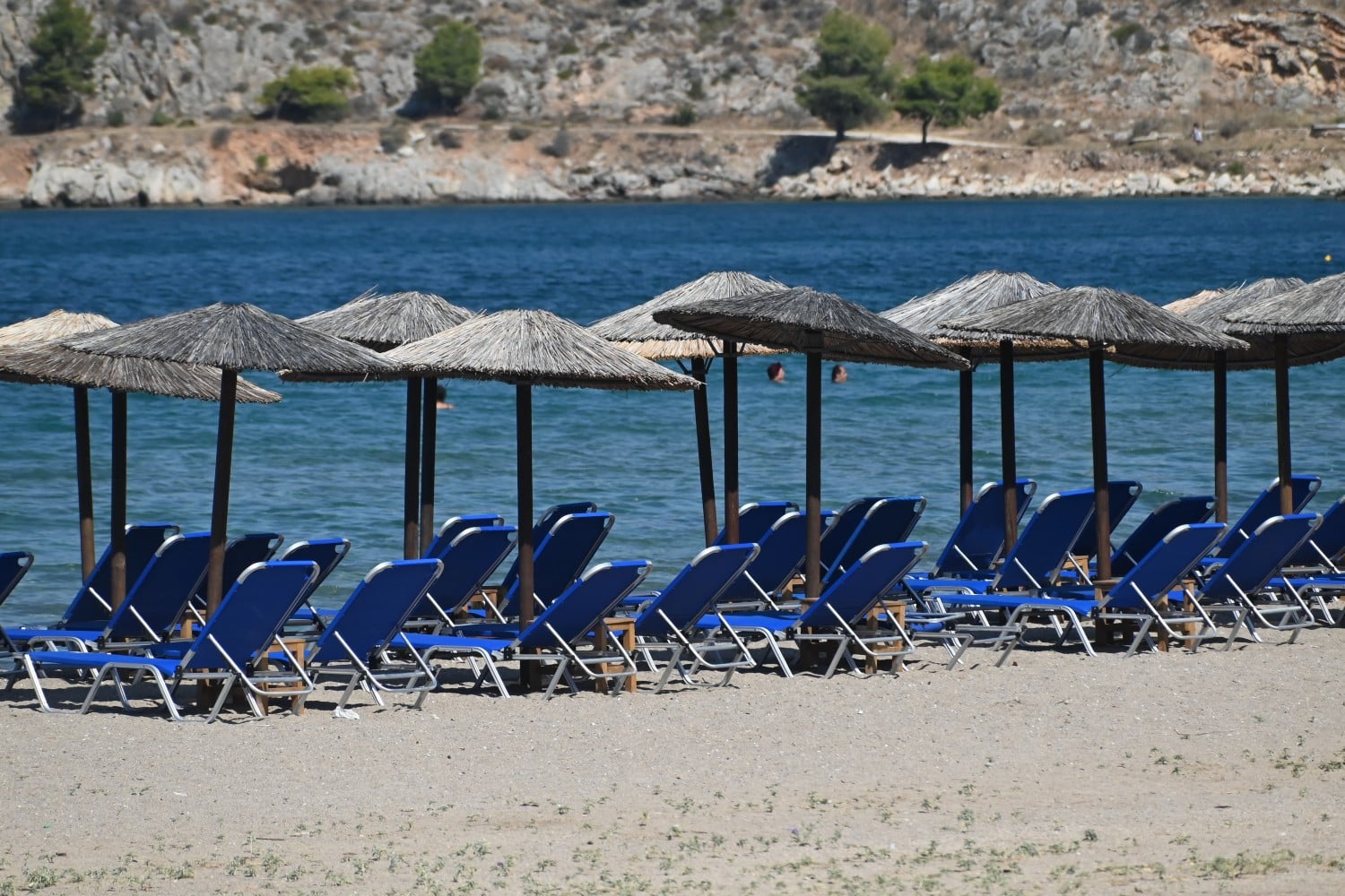 xaplostres paralia thalassa 7 5 2026