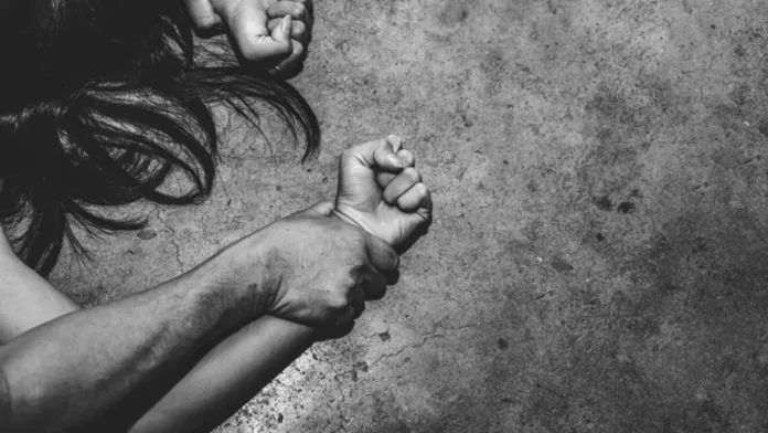 Βρετανία: Τέσσερις Αφγανοί βίαζαν ομαδικά για ώρες μια 17χρονη